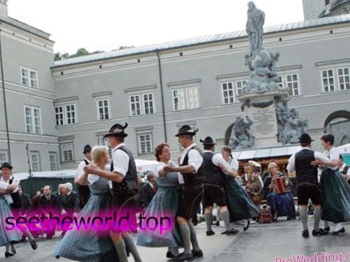 Salzburg is the main city of Salzburgerland