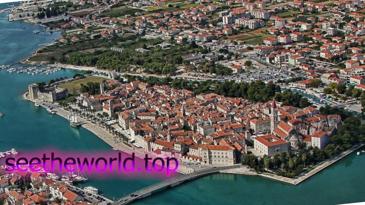 Trogir is the "stone beauty" of Croatia