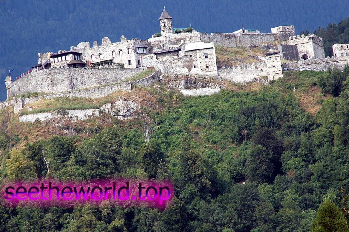 Sights and castles of Austria