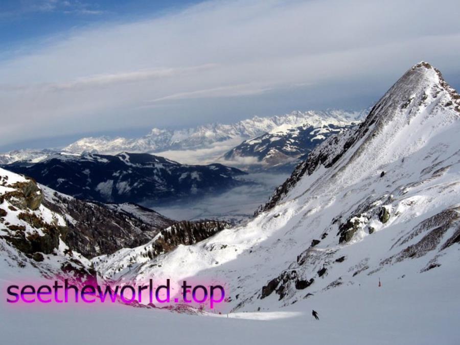 Ski resort - Kaprun - Kitzsteinhorn, Austria