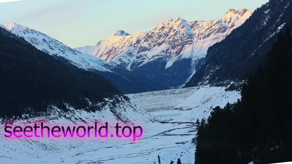 Ski resort - Pitztal - Rifflsee, Austria