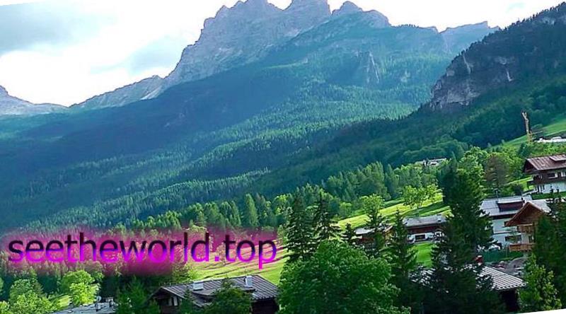 Ski resort Cortina d'Ampezzo (Cortina d'Ampezzo), Italy