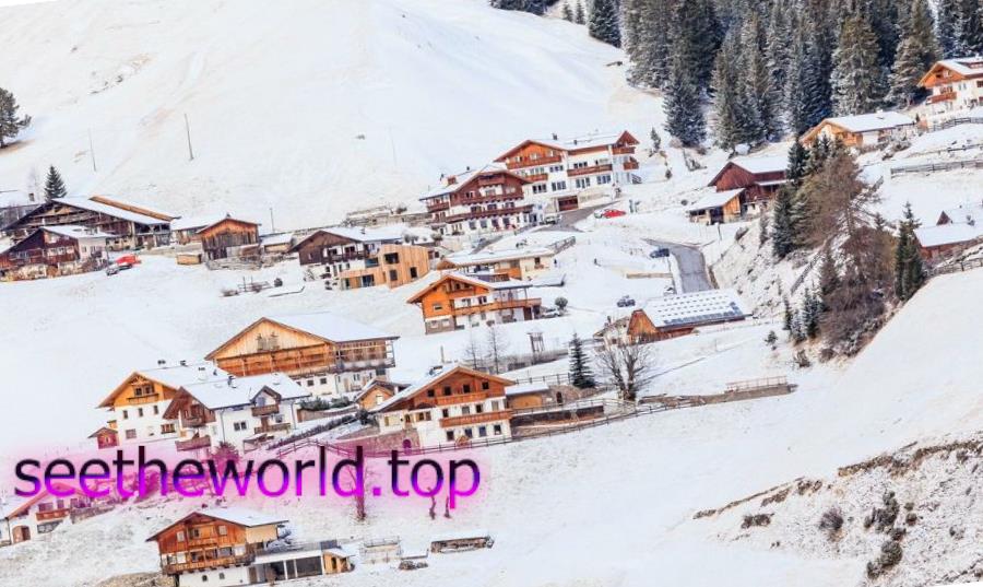 Ski resort Val Gardena (Val Gardena) Italy
