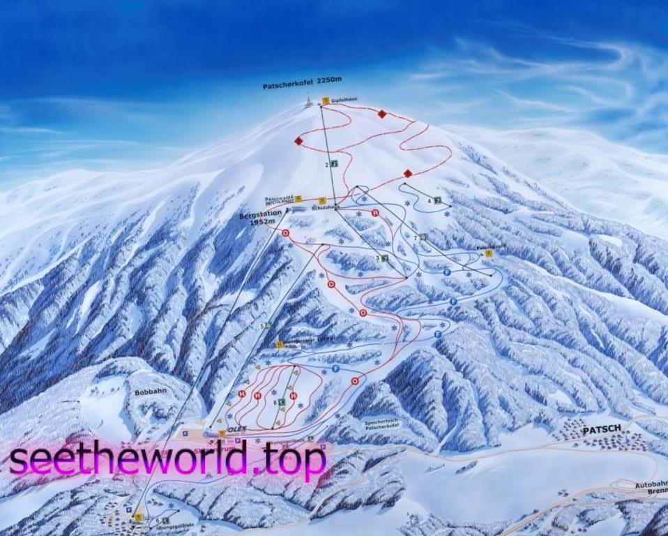 Ski resort - Innsbruck - Igls - Patscherkofel (Innsbruck-Igls-Patscherkofel), Austria