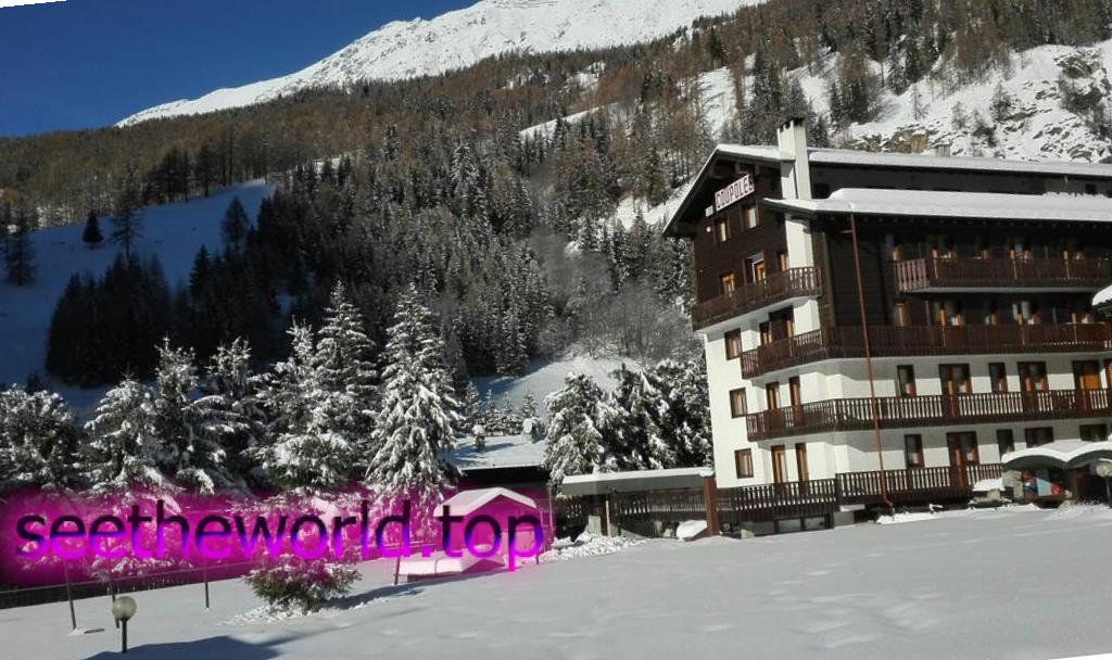 Ski resort Champoluc (Champoluc), Italy