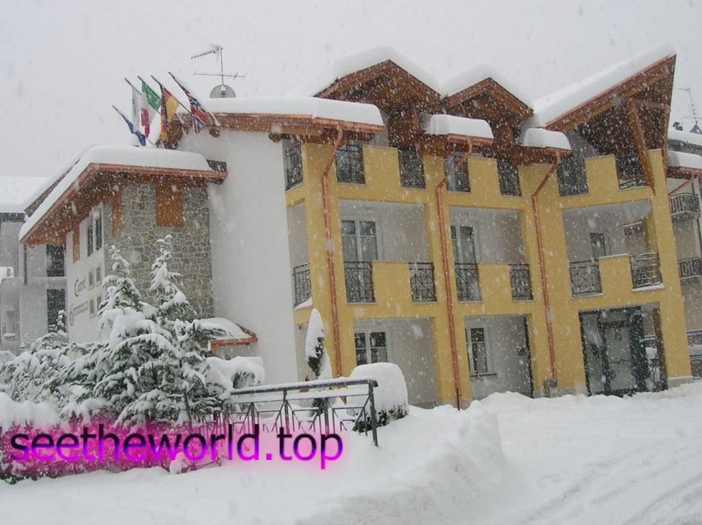 Ski resort Val di Sole (Val di Sole), Italy