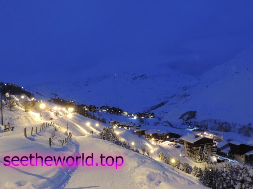Les Ménuires ski resort, France