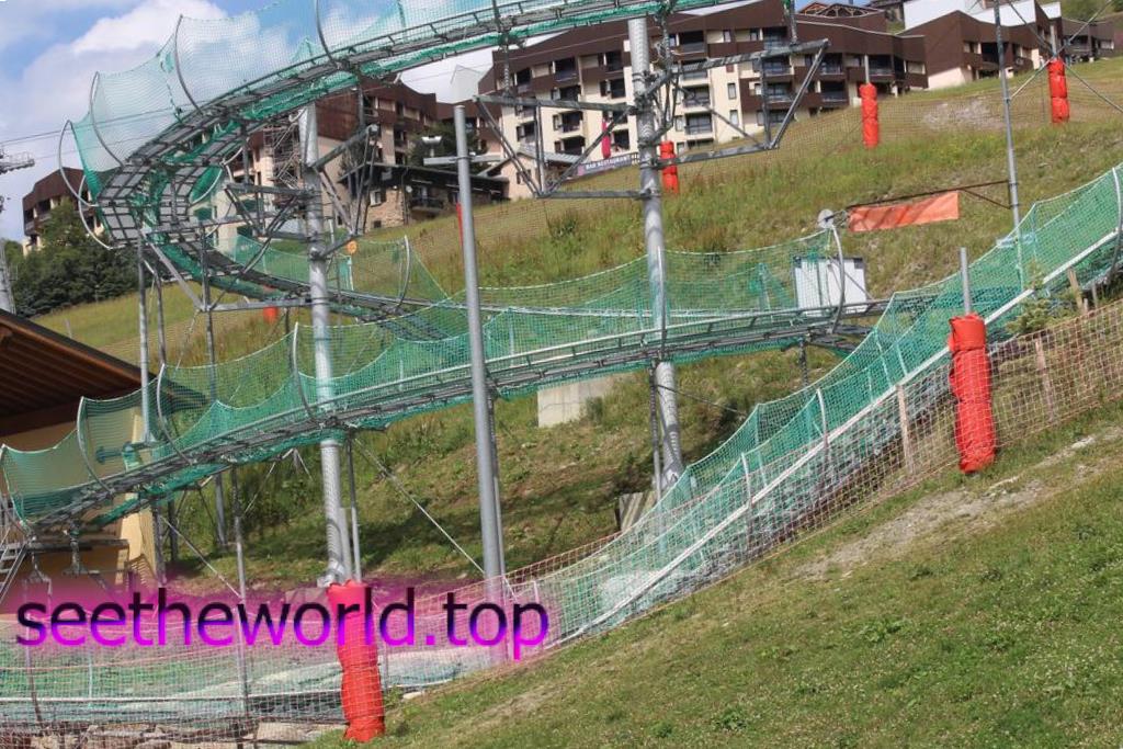 Les Ménuires ski resort, France