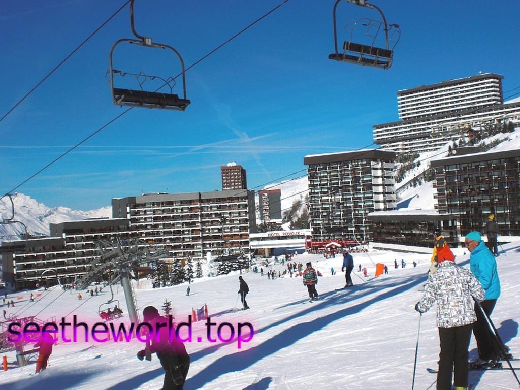 Les Ménuires ski resort, France