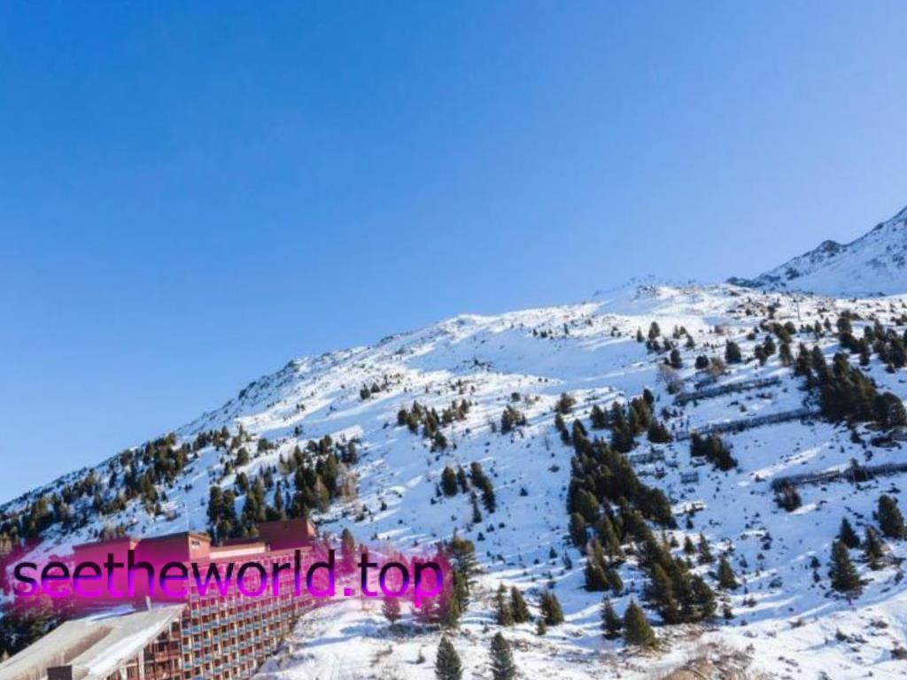Les Arks ski resort, France