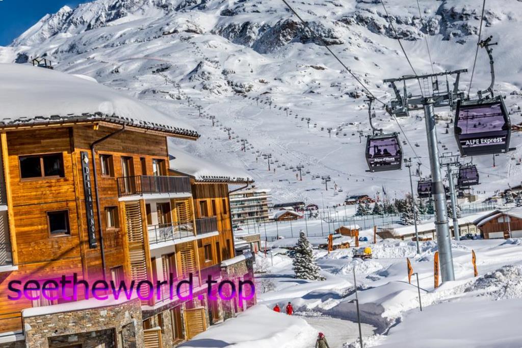 Ski resort Alpe d'Huez (Alpe d'Huez), France