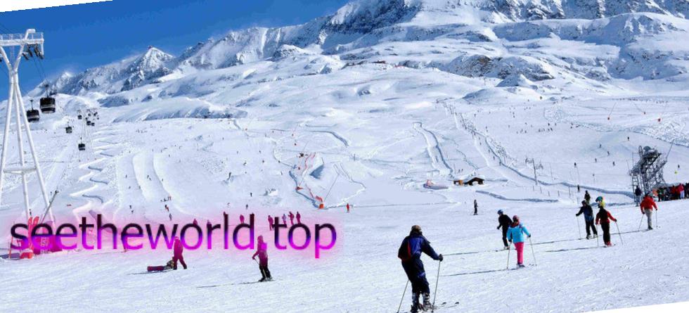 Ski resort Alpe d'Huez (Alpe d'Huez), France