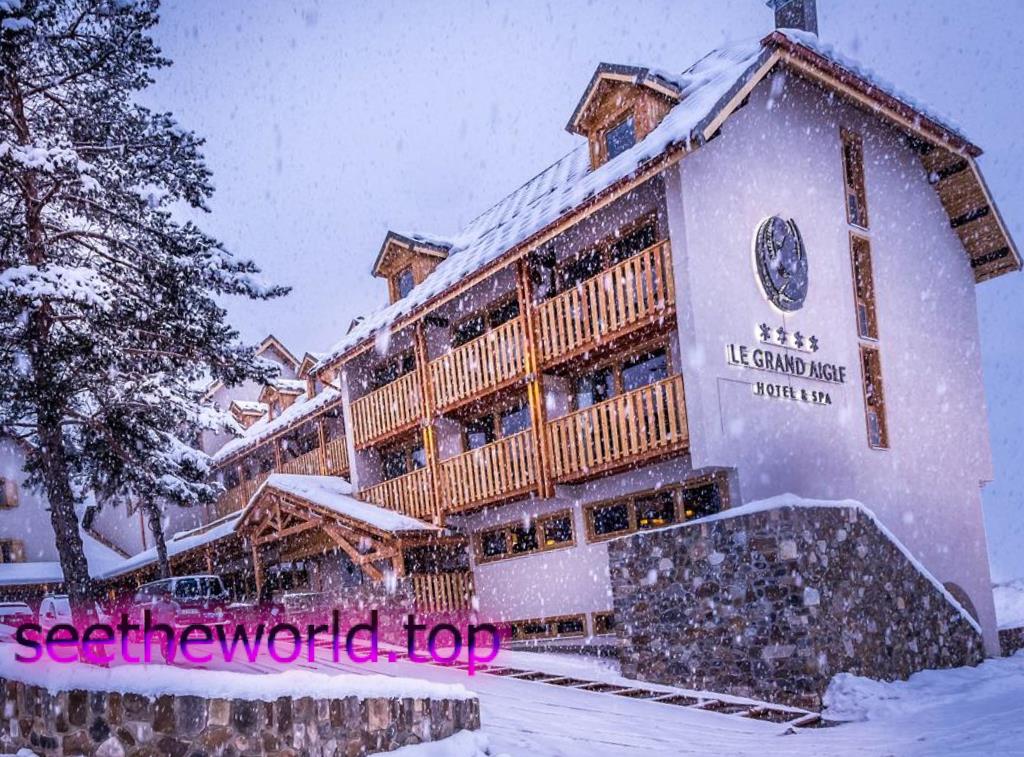 Ski resort Serre Chevalier (Serre Chevalier), France
