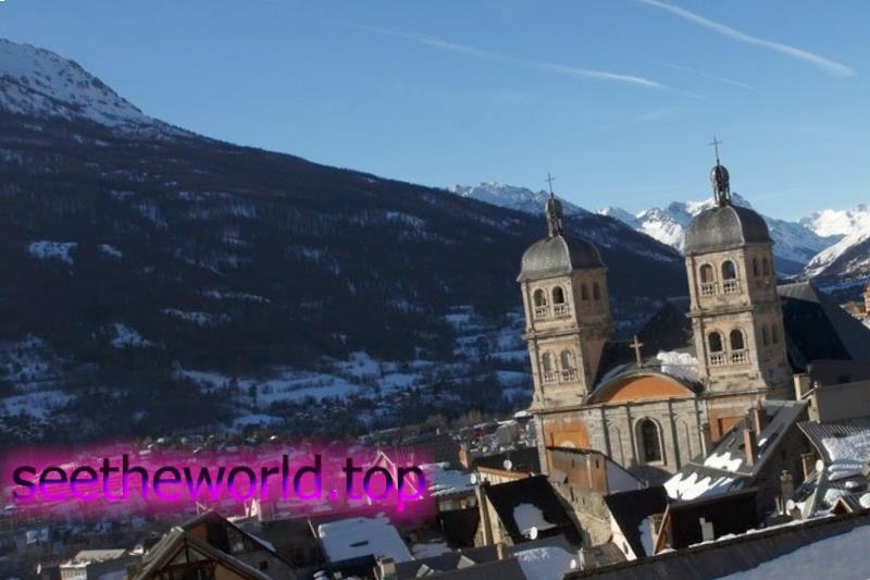 Ski resort Serre Chevalier (Serre Chevalier), France
