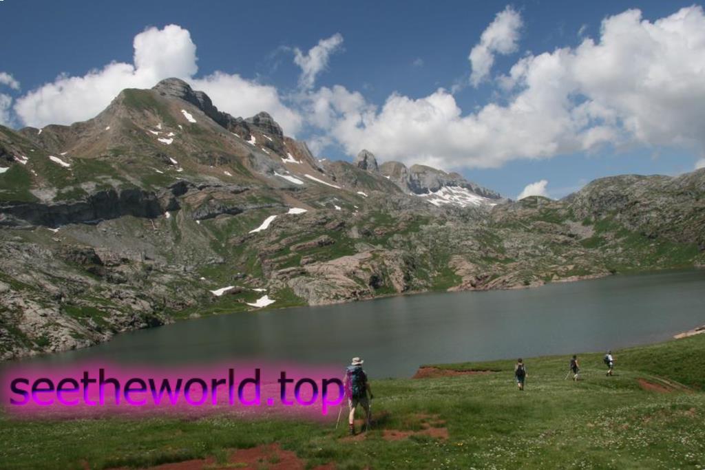 Candanchú ski resort, Spain
