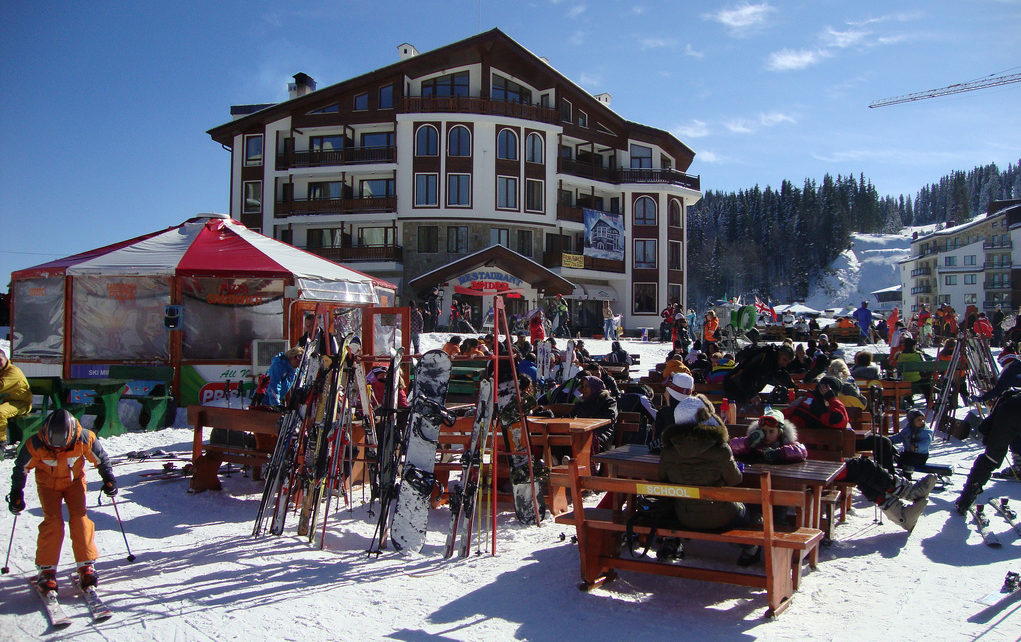 Гірськолижний курорт Пампорово (Pamporovo), Болгарія