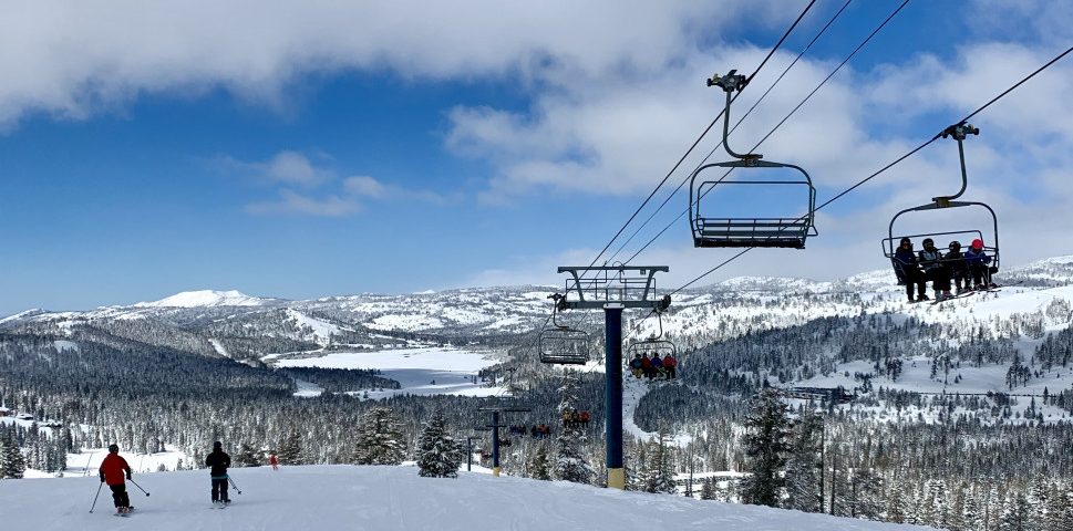 Гірськолижний курорт Пампорово (Pamporovo), Болгарія