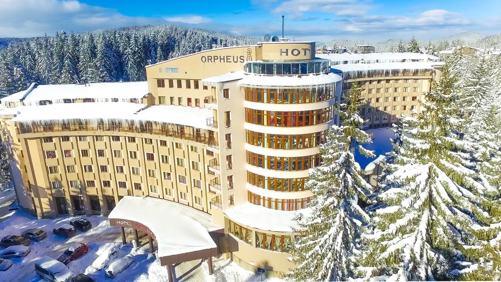 Гірськолижний курорт Пампорово (Pamporovo), Болгарія