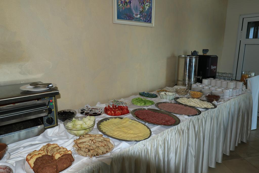 Гірськолижний курорт Пампорово (Pamporovo), Болгарія