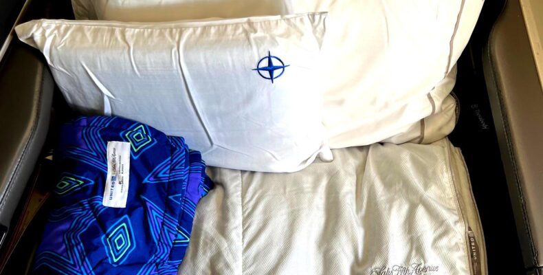 Top Airlines for Luxurious Business Class Bedding