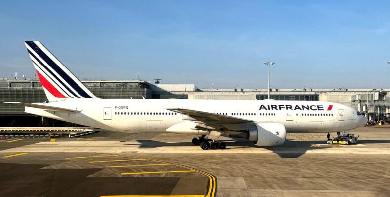 Air France 777 Makes Unexpected Paris Detour
