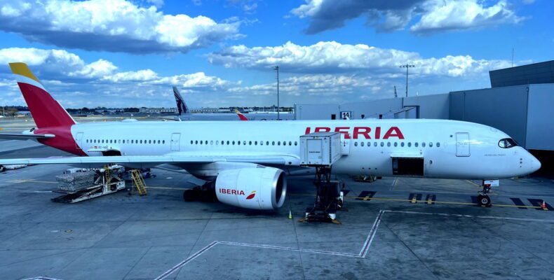Iberia Unveils Innovative Reverse Redeye Flight
