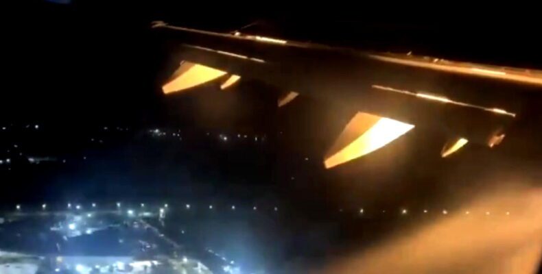 Dramatic Landing: Frontier A321neo Sparks Fire