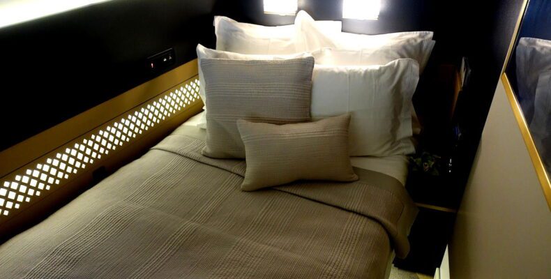 Couple Receives Luxurious Etihad Upgrade
