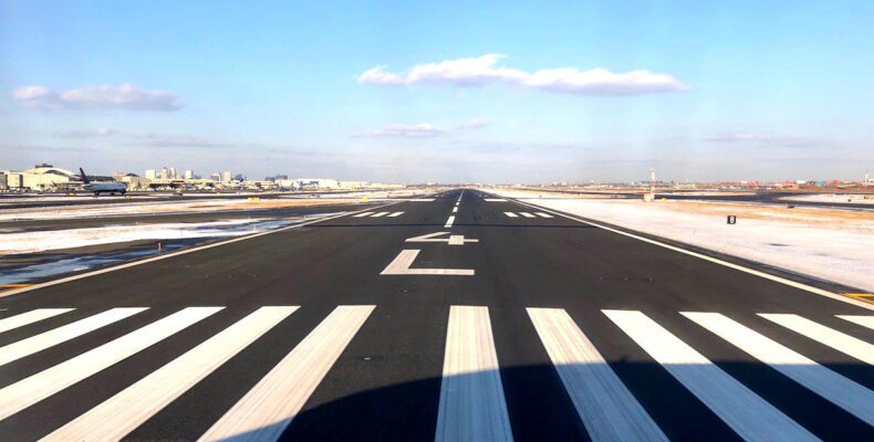 Newark Airport Faces Major Flight Cuts