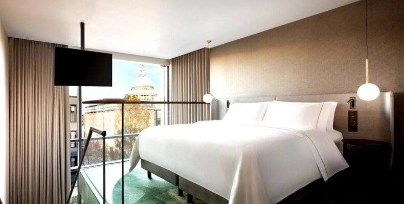 Gas Canisters Found in Hotel Room