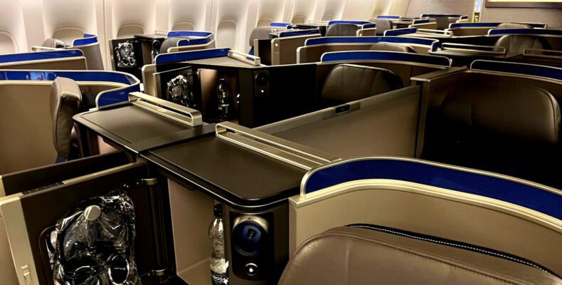 Understanding Inconsistent Service on US Airlines