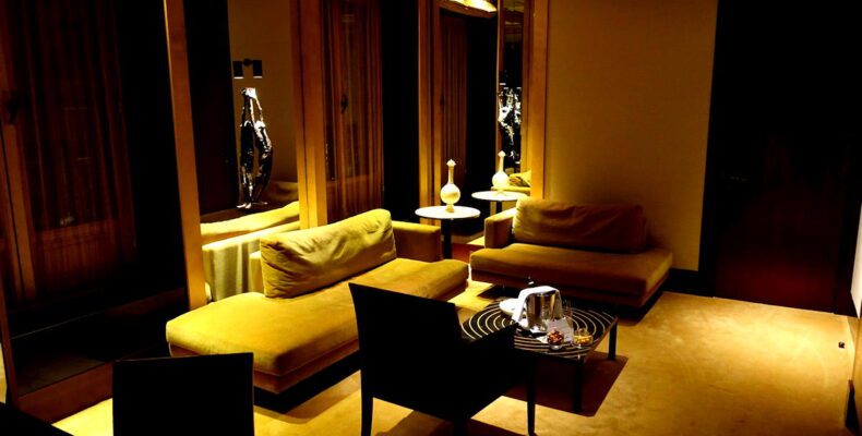 Accelerate Your AAdvantage and Hyatt Status