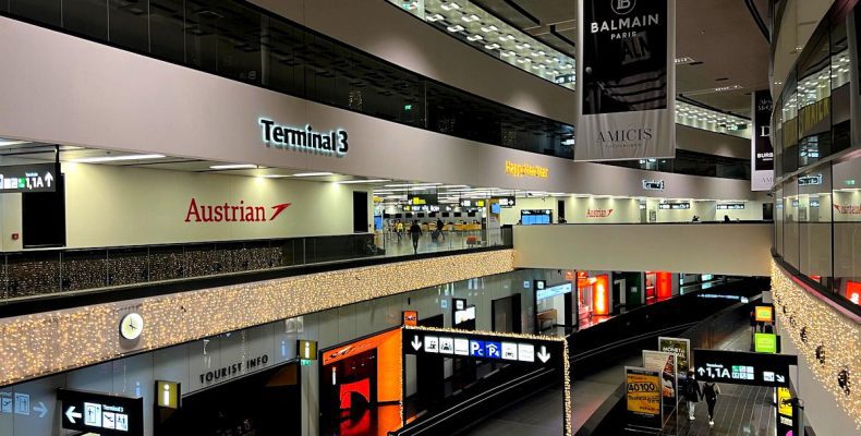 Vienna Airport Desk: Austria, Not Australia