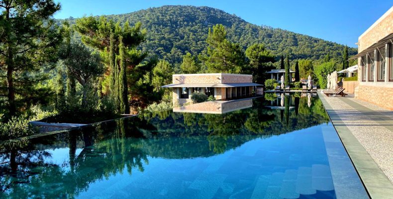 Unlock Luxury with Chase Sapphire Reserve